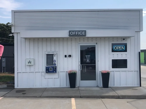 BestBox Storage - Villa Ridge storage facility exterior view